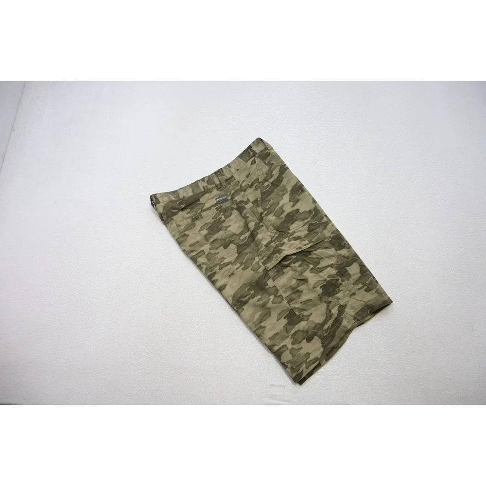 Columbia Cargo Shorts Mens 36 Green Camo Omni-Shade Ripstop Outdoor Excellent